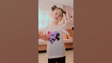 غزل وحركاته بدا ضل تقلكن عيد سعيد ليخلص الغيد LoLo Ghazal 