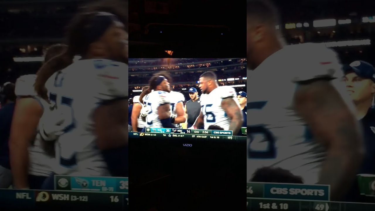 Derrick Henry wins the 2019 rushing title.