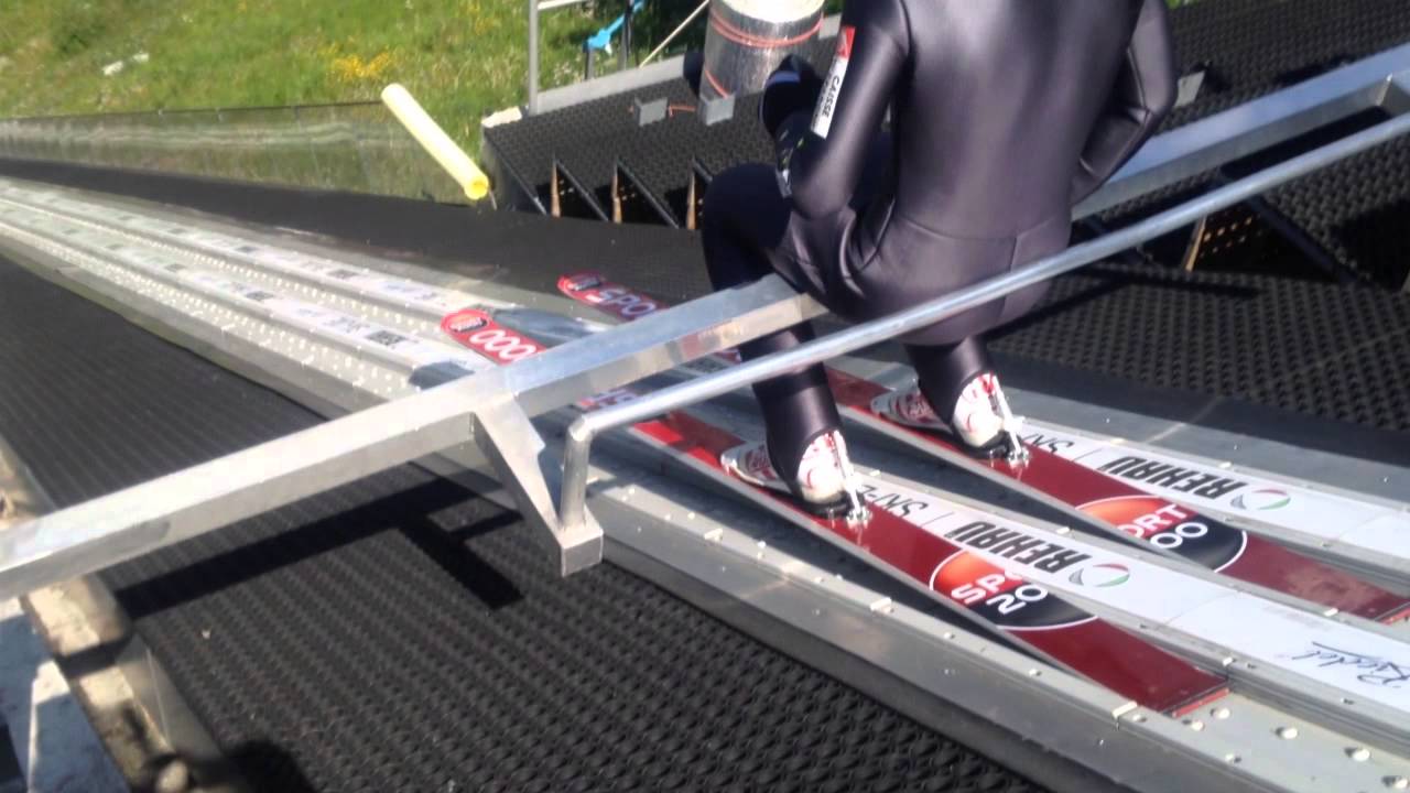 Tremplins Olympiques de saut à ski - Courchevel - YouTube