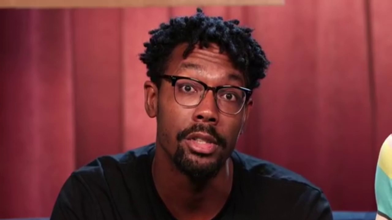 Regardez Sabaah Folayan & Damon Davis Interview About Film "Whose Streets?" sur YouTube Regardez Sabaah Folayan & Damon Davis Interview About Film "Whose Streets?" sur YouTube