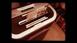 ROYAL 1830MX Paper Shredder devours an old Magazine from 1914 and 1993.