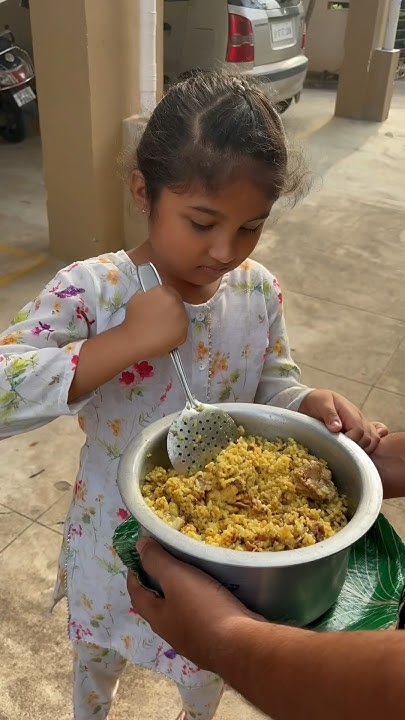 Feeding Stray Dogs Chicken Broth Rice Which Was Made At Home feeding-stray-dogs-chicken-broth-rice-which-was-made-at-home
