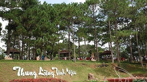 Thung lũng tình yêu, Đồi mộng mơ, làng văn hóa cổ truyền dân tộc tại ĐÀ LẠT