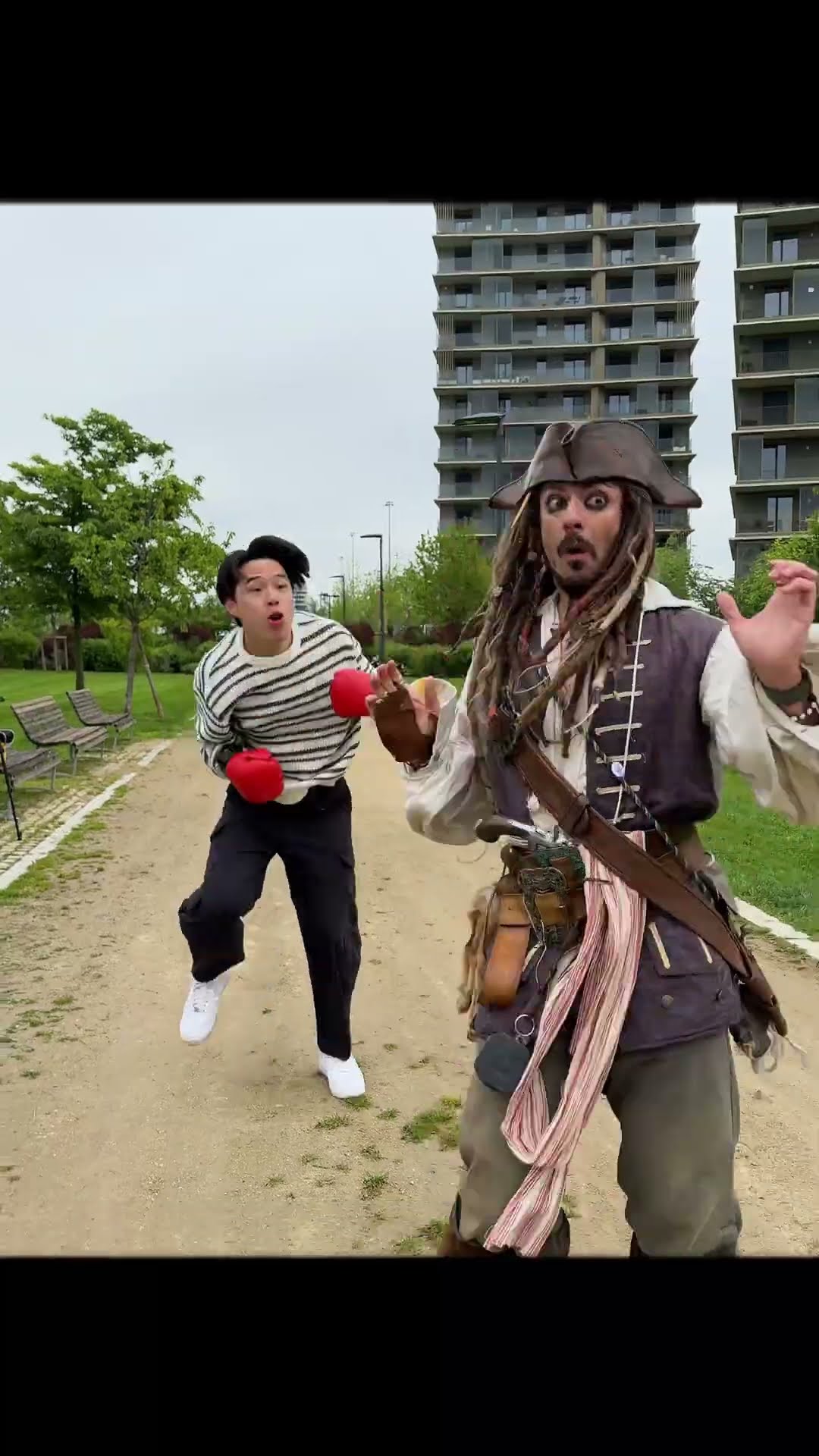 NO NO NO YES! (FIGHT A PIRATE CAPTAIN!) feat @LouisGuglielmero #shorts