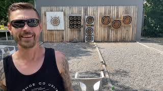 Knife Throwing - games and tricks