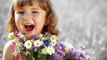 CyberLink ColorDirector - Track motion and change regional colors in your video.