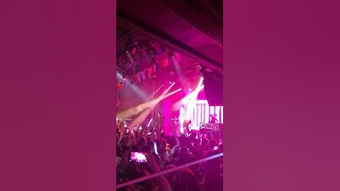 Cotilleo en vivo por Nebulosa 💋 #ChurrosConChocolate