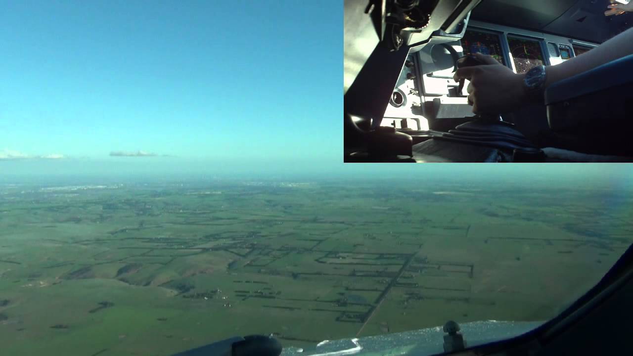 Pilot's-eye View - MEL Landing - YouTube