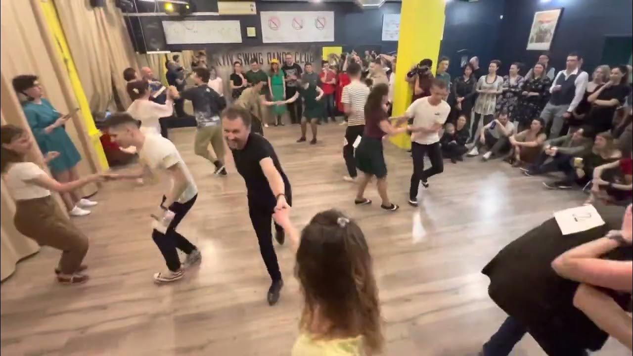 Lindy Hop двухуровневый клуб