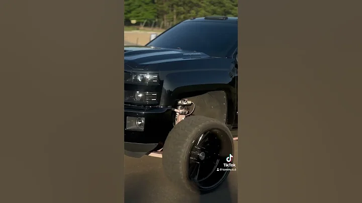 #26x14 #truck #duramax #dieselengine