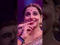 King Khan 👑 Shahrukh Khan Great Entry in stage 🔥 Mind Blowing entry srk 💖#shahrukh_khan #srk