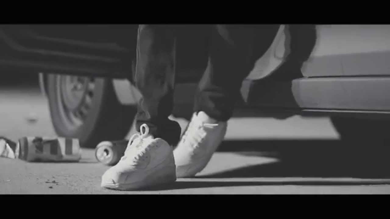 Mood Music (Feat. The Weeknd)(Official Music Video)