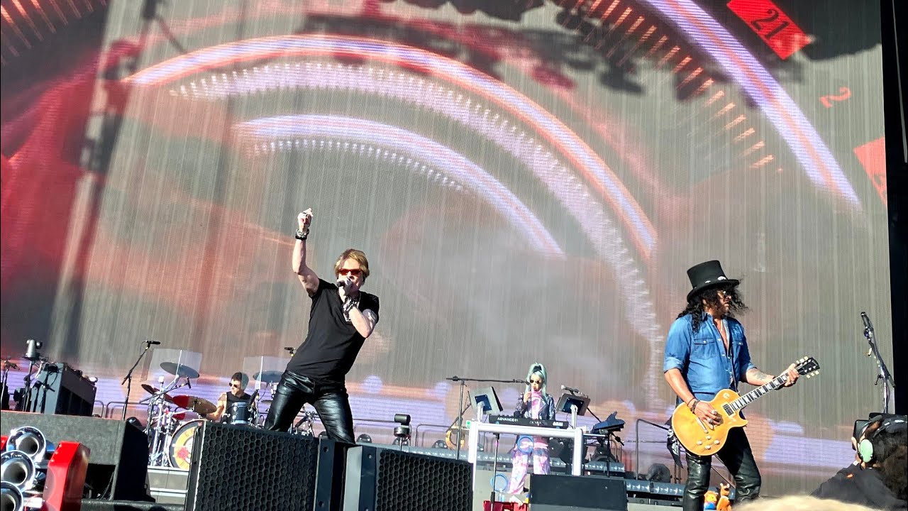 Guns N' Roses - Pretty Tied Up (Live in Aarhus, Denmark)