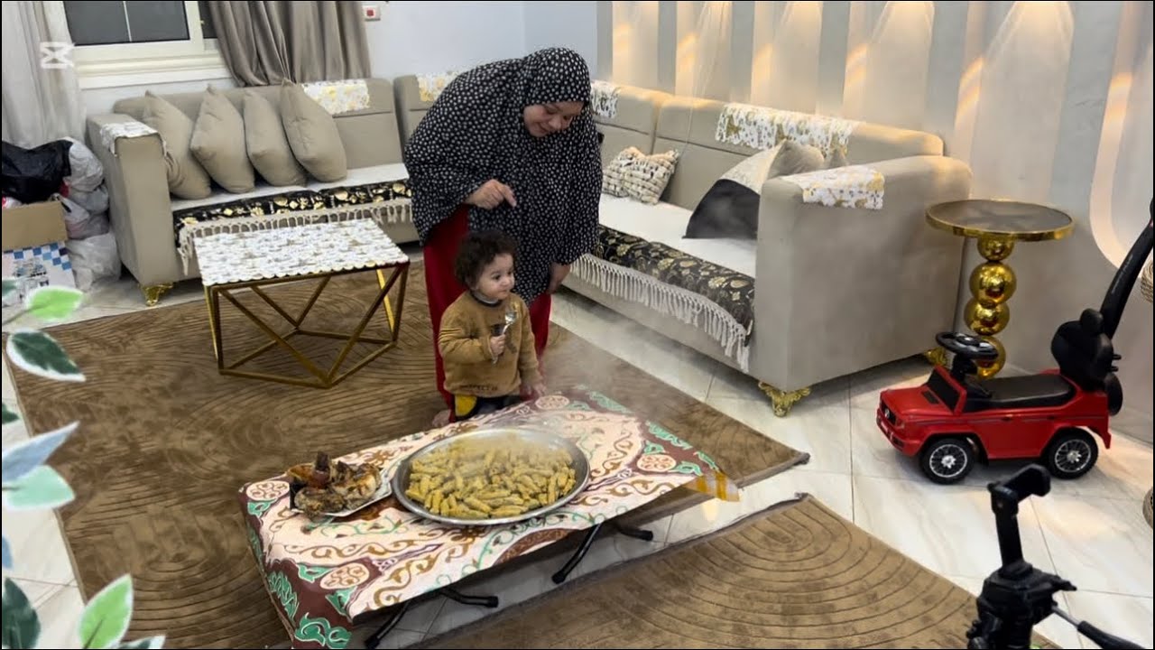 ام جني يزن ومازن وخدين كل وقتي ربنا يدمها عليه نعمه هما واخواتهم وبكره نشوف الحلو كله يارب 🤲 