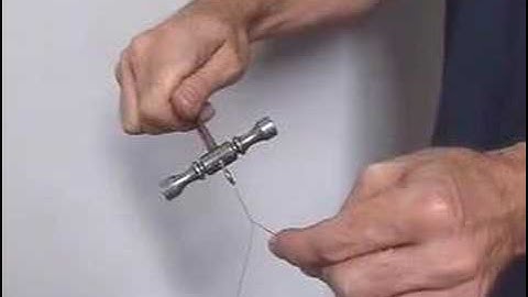 CBH Winding a harpsichord string loop