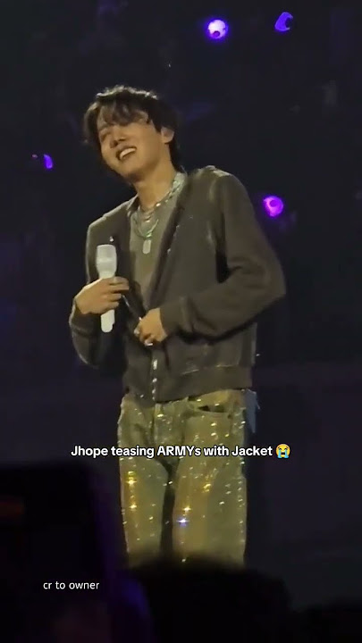 Jhope teasing ARMYs with Jacket zip 😭