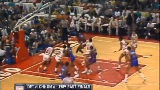 John Salley tries to jam on Michael Jordan