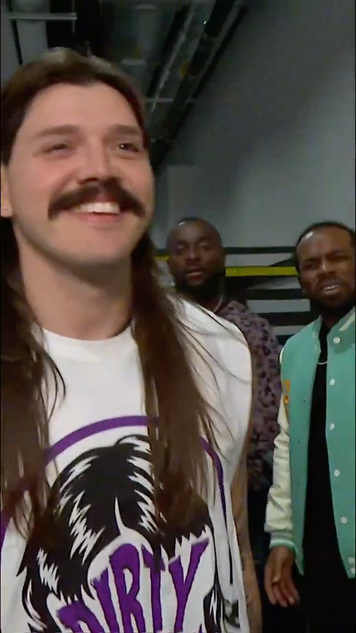 You know it’s bad when even Dom Mysterio can’t get behind what The New Day did to Big E… ? #WWERaw
