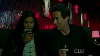 The Flash 3x05 Barry drunk Cesile s daughter dancing