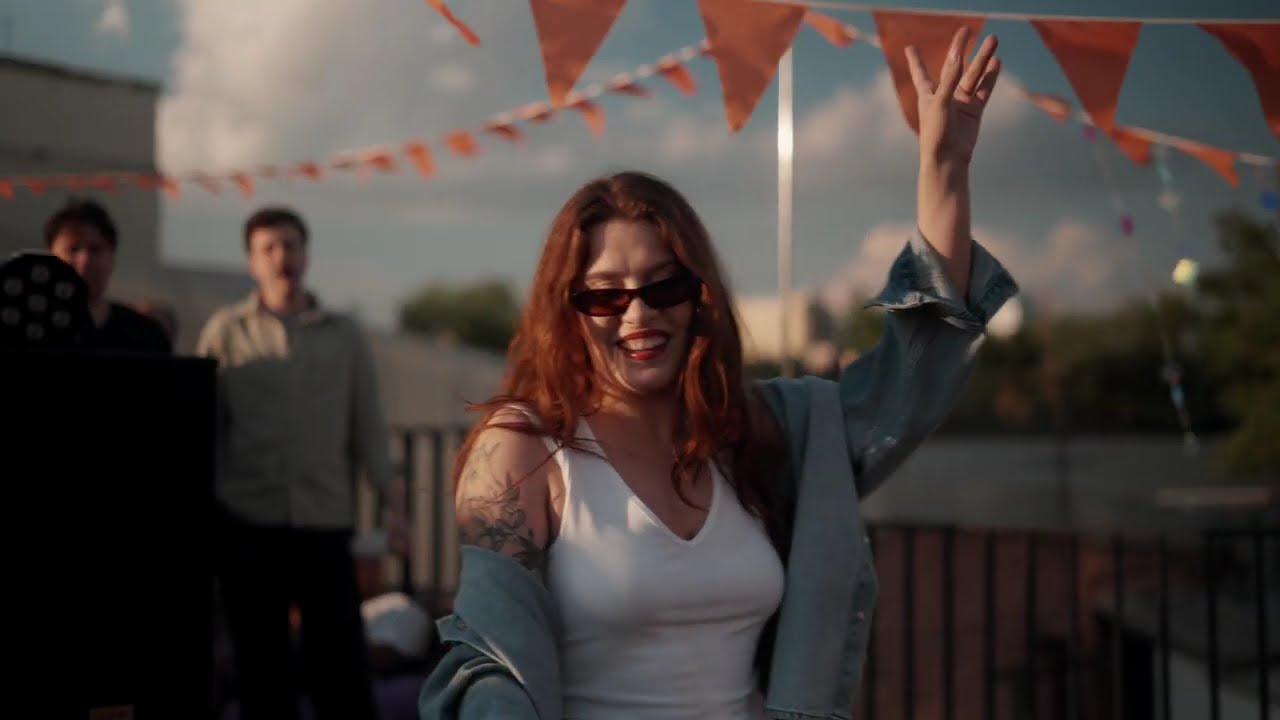Watch ELIIZ - Rooftop Live dj set on YouTube Watch ELIIZ - Rooftop Live dj set on YouTube