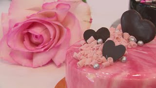 Lincoln Park bakery offers wide variety of sweets for Valentine's Day
