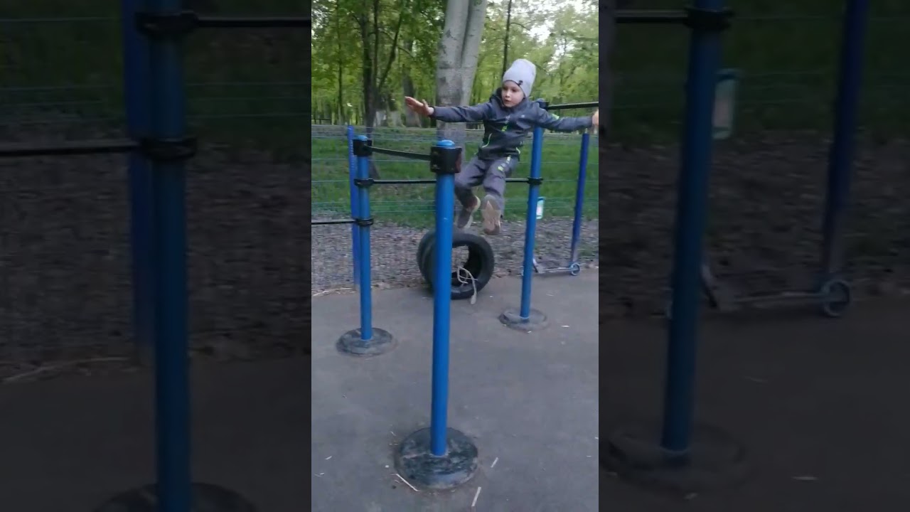 Перелеты на турниках 7 лет 