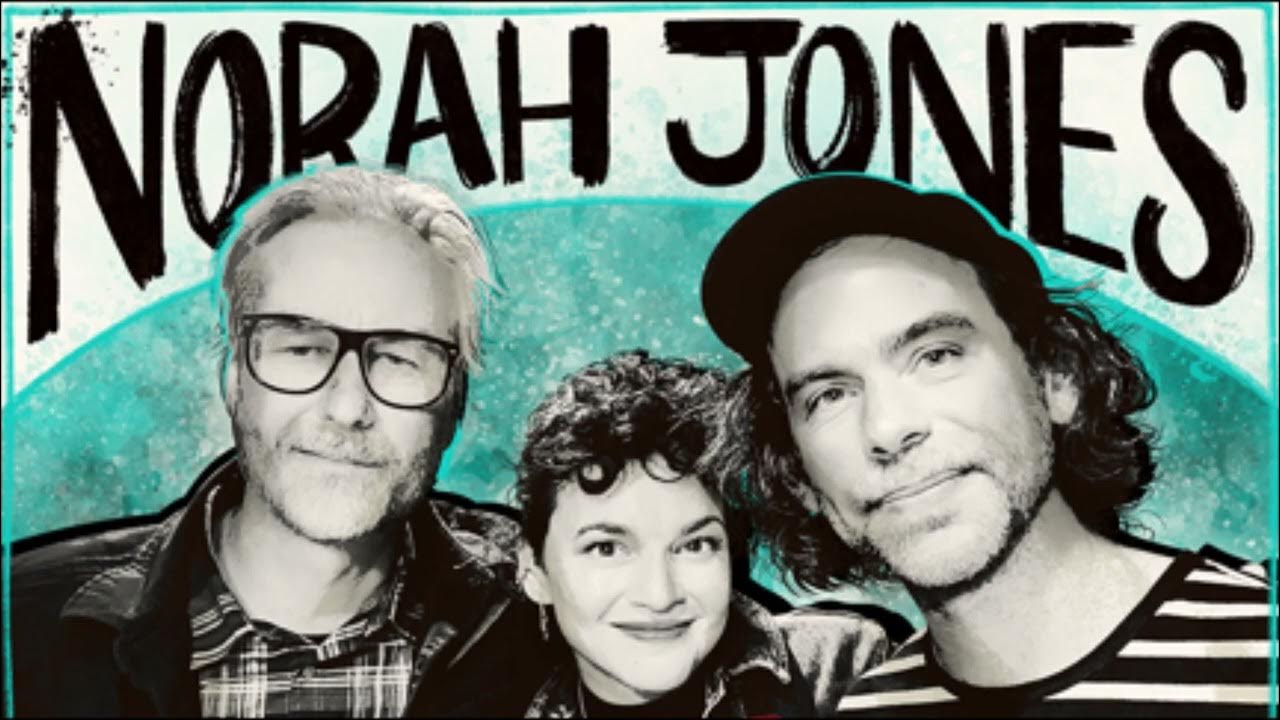 Norah Jones (with Matt Berninger & Bryce Dessner) Once Upon A Poolside (Live) YouTube