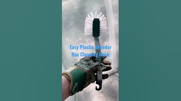 Easy Plastic Brooder Box Cleaning Hack