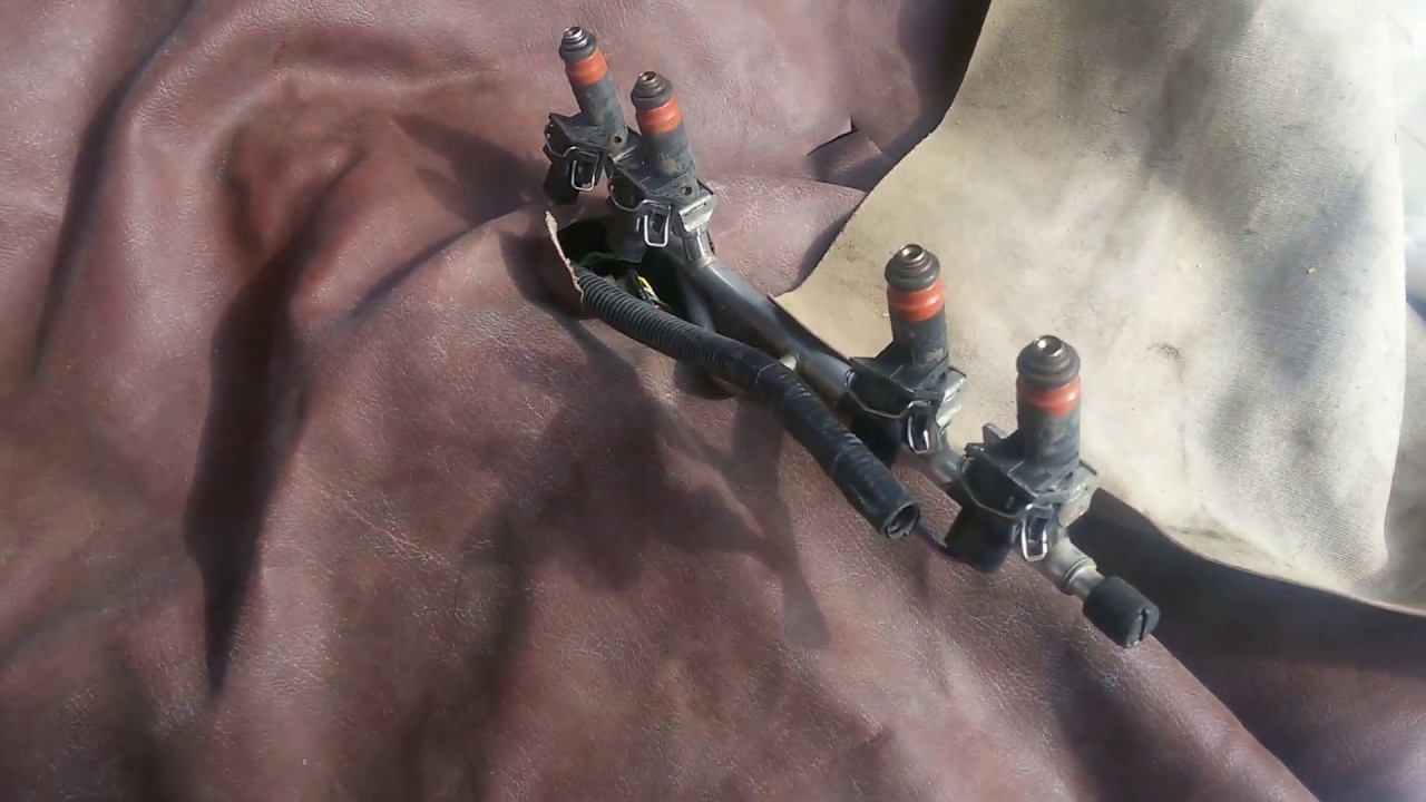 ФОРСУНКА, как разобрать, заменить помпу и работа на чудо домкрате ...