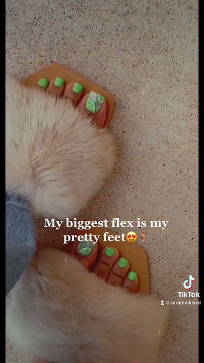 My biggest flex is my pretty feet 🦶🏽🥰
