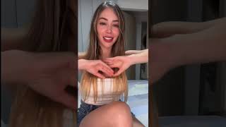 Madisone Periscope Live 220