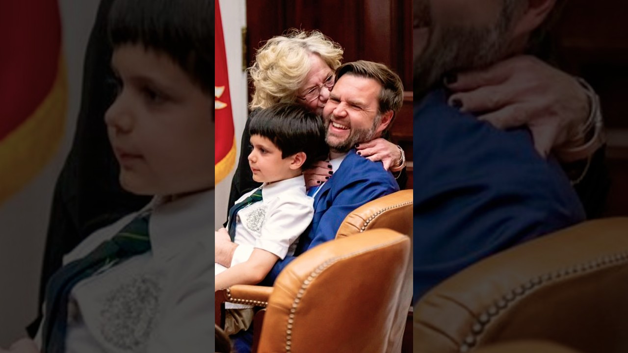 JD Vance celebrates his mom's sobriety with White House ceremony 🎉🎉