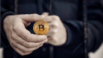 Winter School on Cryptography: Introduction to Lattices - Oded Regev