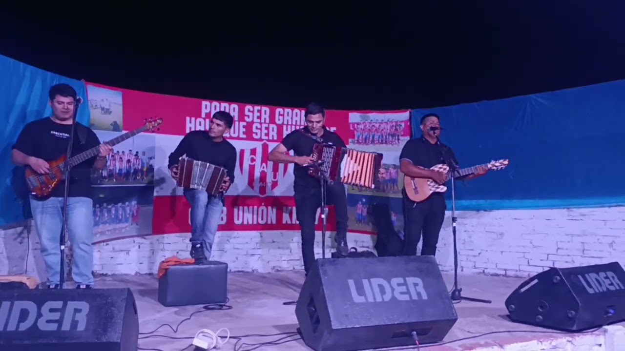 LOS CHAVEZ EN CLUB UNION DEL 27