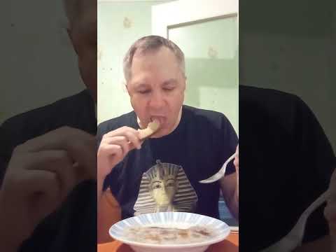 ASMR ИТИНГ. КУШАЮ ХОЛОДЕЦ