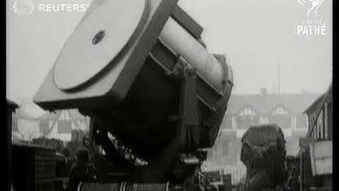 QUIRKY: Worlds largest searchlight (1928)
