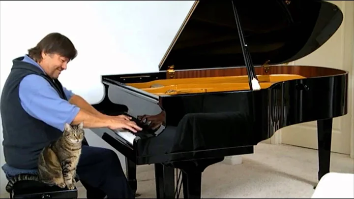Lloyd O'Callaghan Plays Ernesto Lecuona's "Malague...