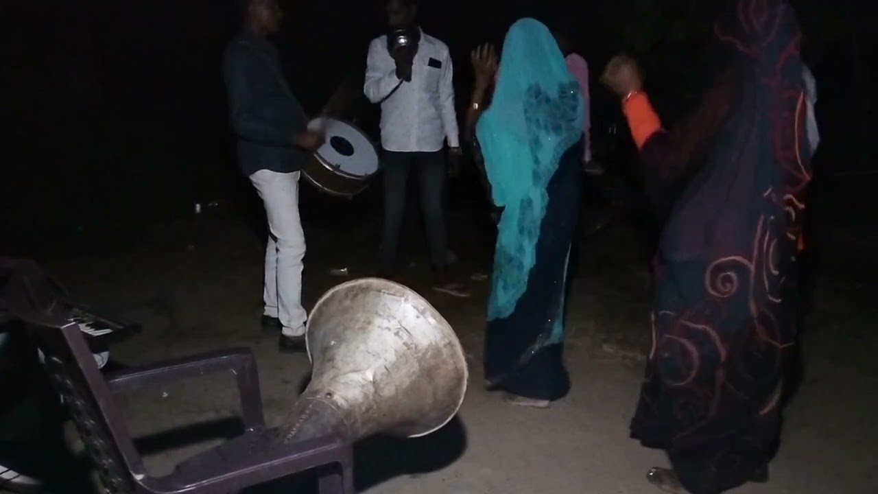 बघेली बैंड बाजा डांस # बघेली लोकगीत नचन हाई दादरा(कणवाय ले चाऊर कना होई) गीत की धुन पर