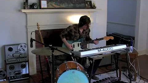 BOSS Loop Contest 2011: Nicholas Victor Stott - Ov...