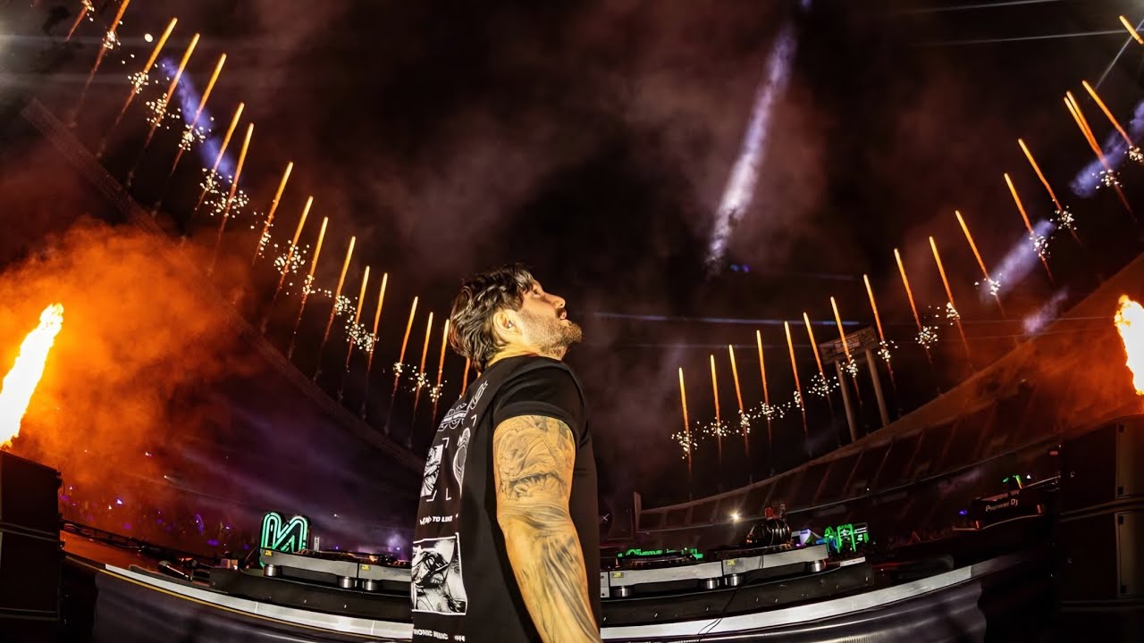 Alesso - ID / New Year Countdown (LIVE at Neon Countdown 2025)