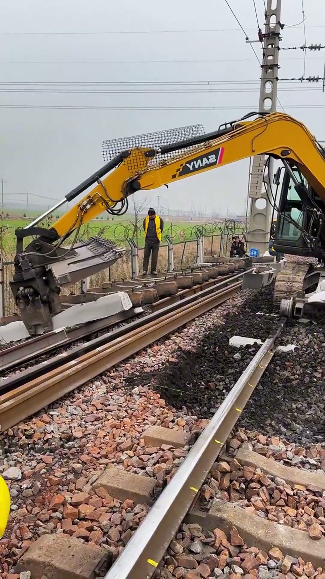 Railway foundation stone replacement process- Good tools and machinery make work easy