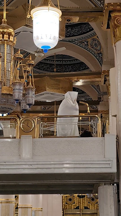 Azan in madina !! Azan in riyaz Ul Jannah !! Azan in Masjid A Nabwi 🕌