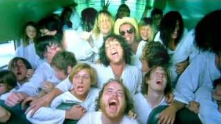 Video voorbeeld van "THE POLYPHONIC SPREE soldier girl"