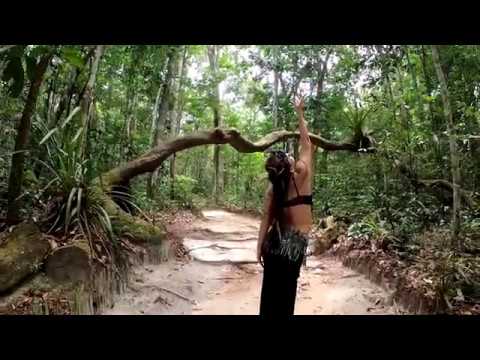 🔥 Alícia Rodrigues in Tribal Forest | Eastern Jam - Nuclear Warhead | Tribal Fusion 🔥