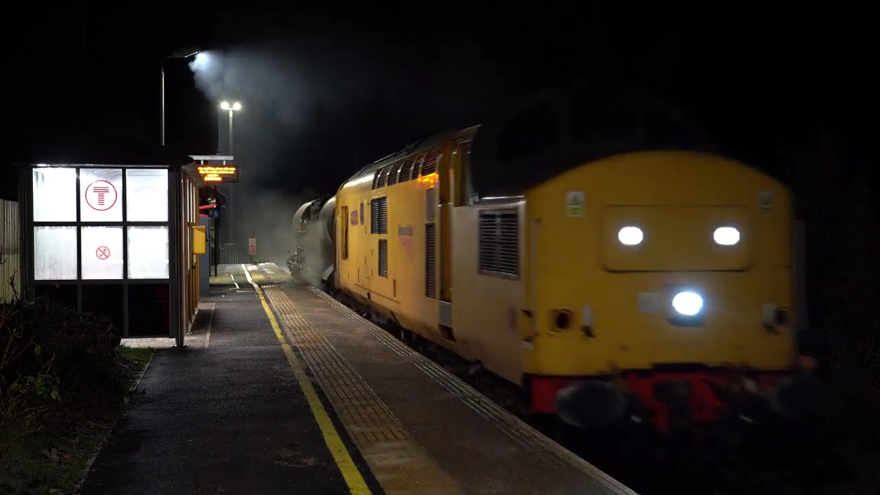 97304 passing Caersws on 3S71   20 11 2025