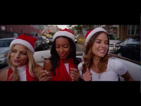 CeeLo Green - Run Rudolph Run (Official Audio Visualizer)