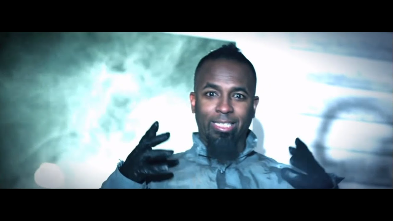 Tech N9ne   Am I A Psycho Feat BoB and Hopsin   Official Music Video