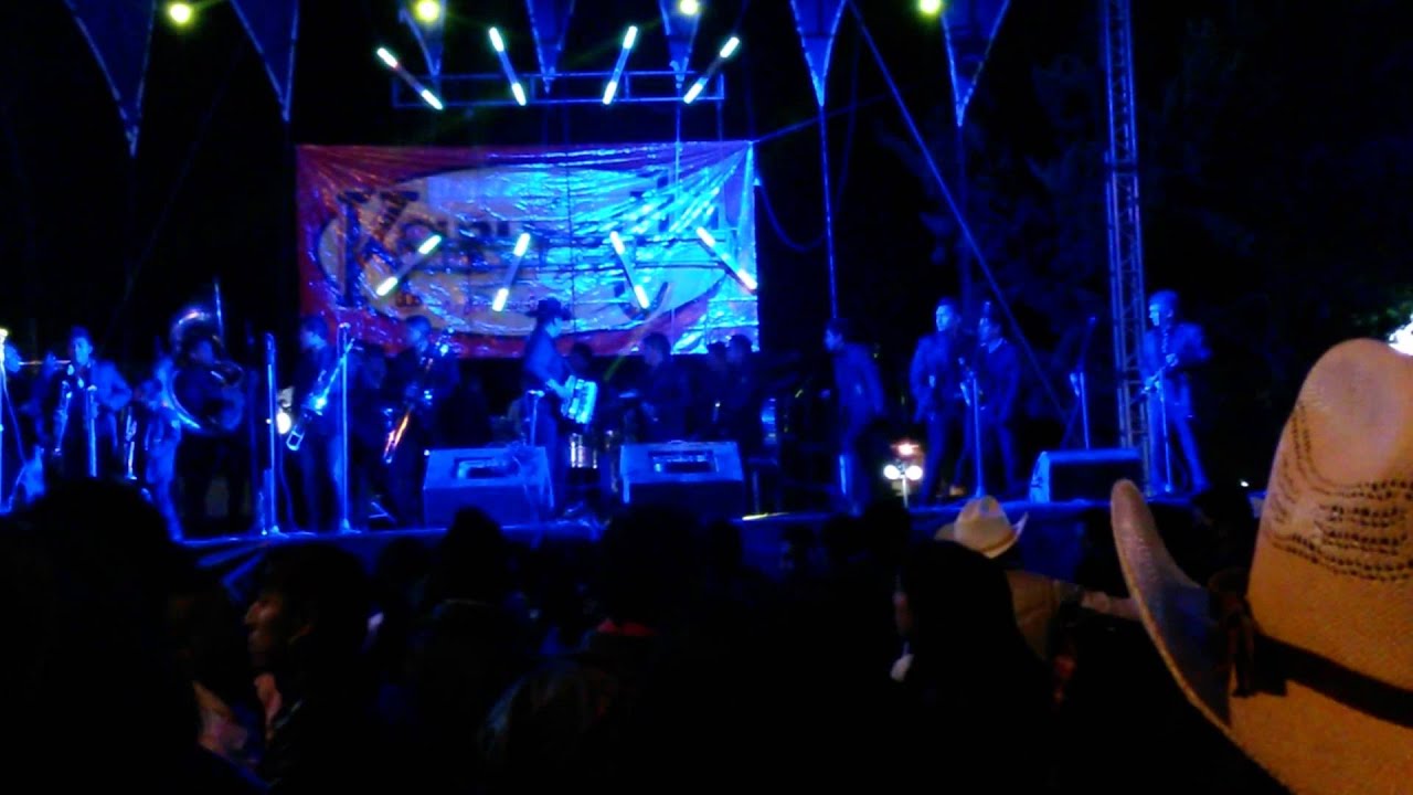 Santa Ana Ahuehuepan BANDA CAÑUELITA EN LA FERIA DE SANTA ANA AHUEHUEPAN - YouTube