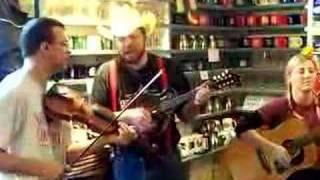 Whistlin Rufus @ Rabbit Hash - "Distant Land to Roam"