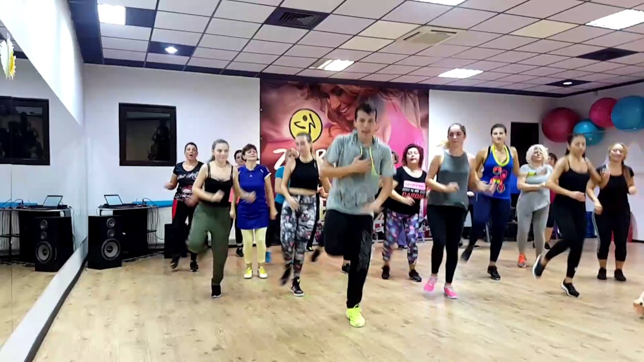 bring the action Re-paste Elucidation Andrei Osanu - Zumba Fitness - Zâmbete